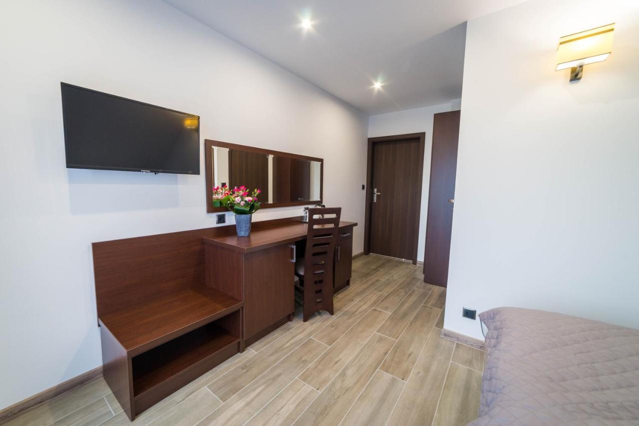 Willa Kormoran - Pokoje I Apartamenty Миколайки Экстерьер фото