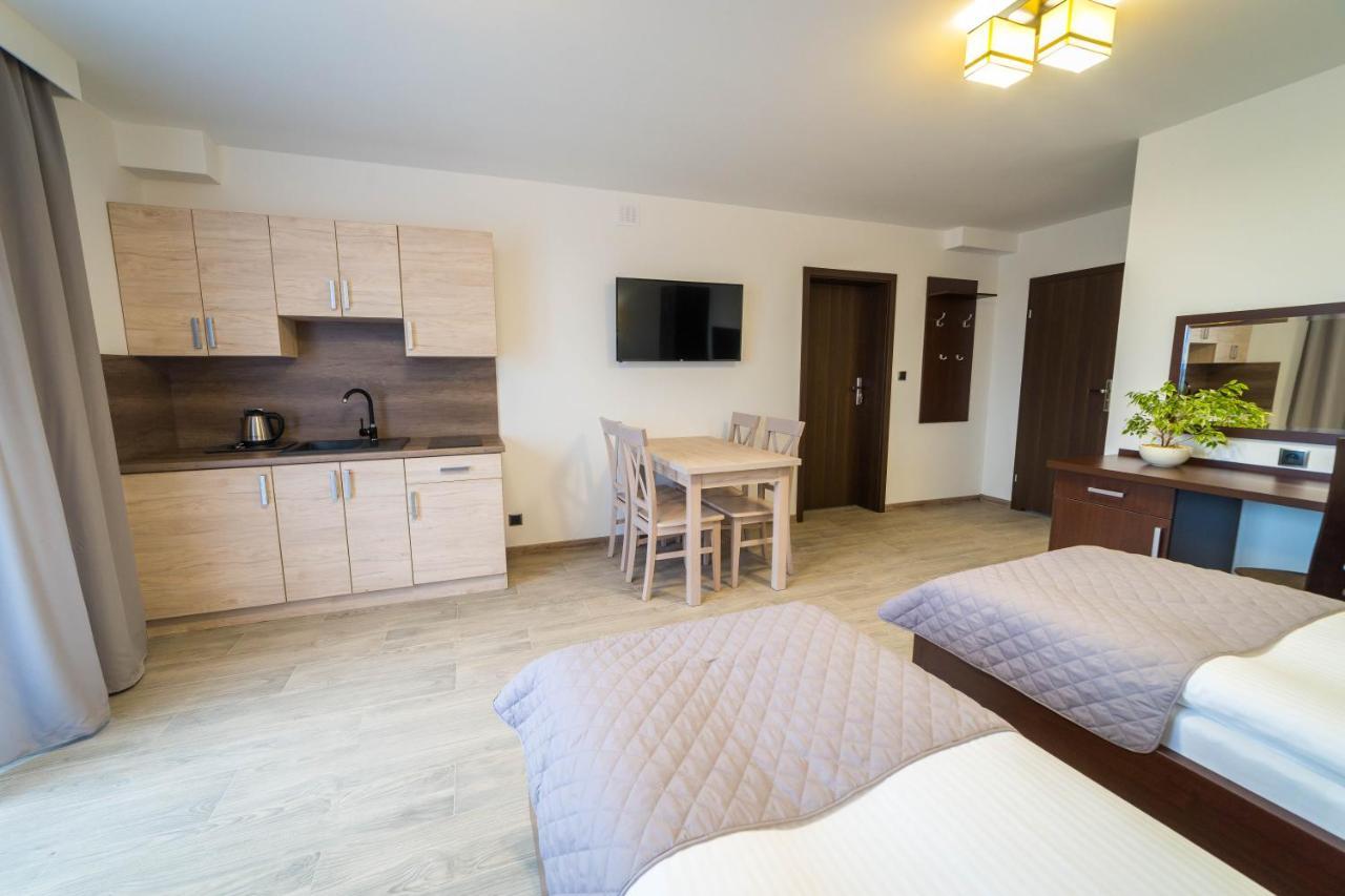 Willa Kormoran - Pokoje I Apartamenty Миколайки Экстерьер фото