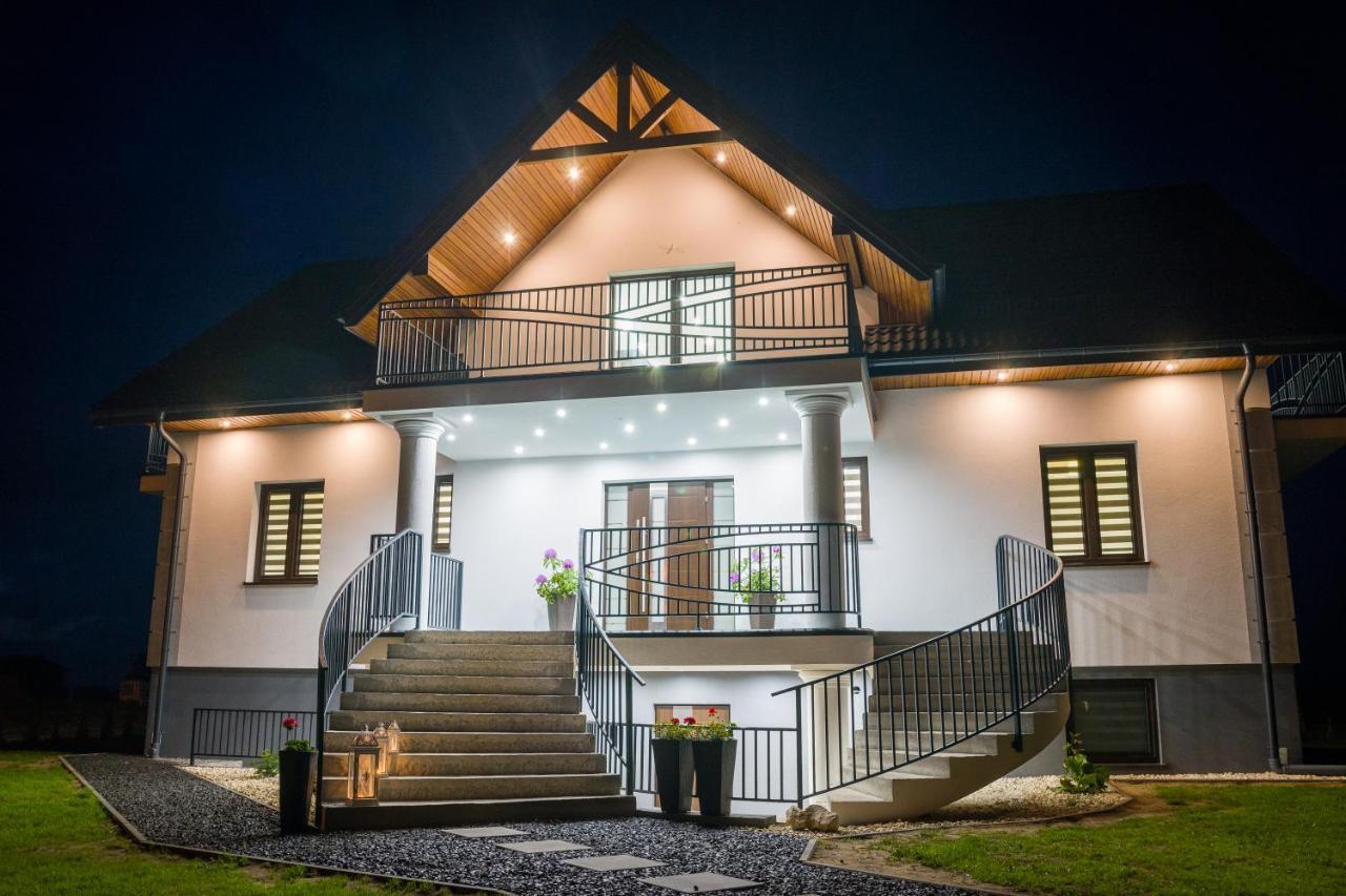Willa Kormoran - Pokoje I Apartamenty Миколайки Экстерьер фото